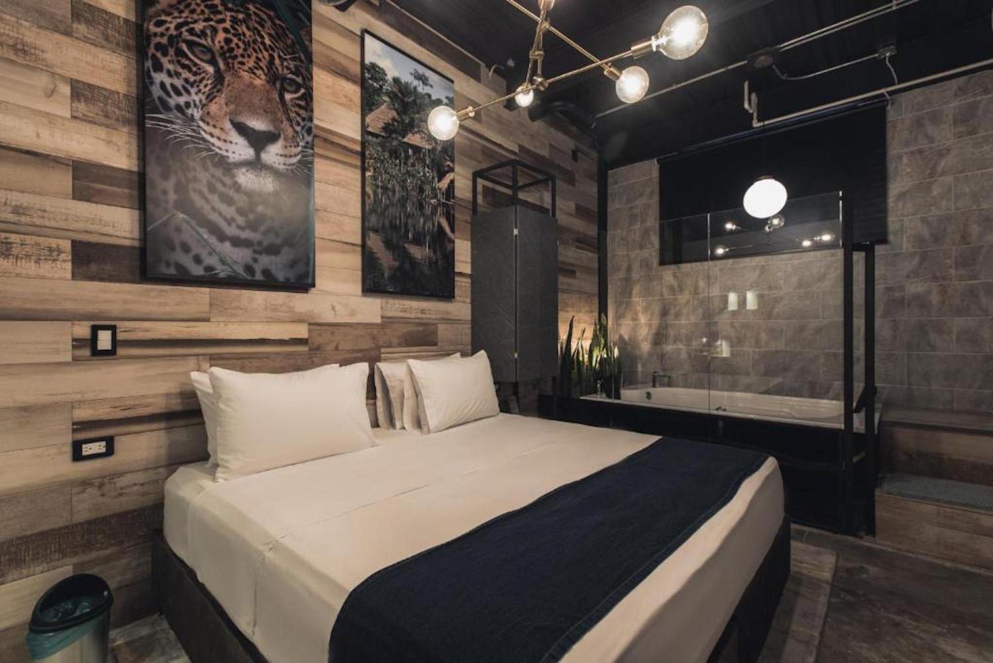 Hotel Lleras Medellin Exterior photo