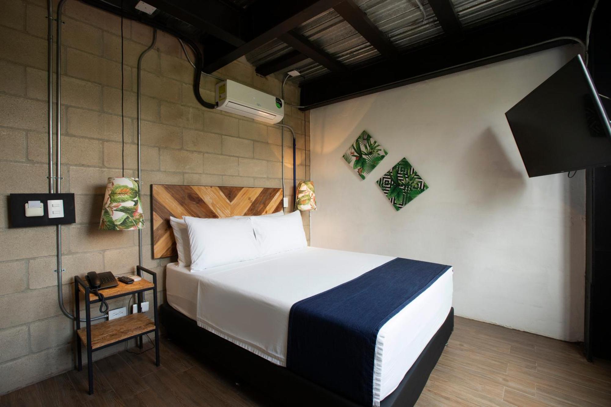 Hotel Lleras Medellin Exterior photo